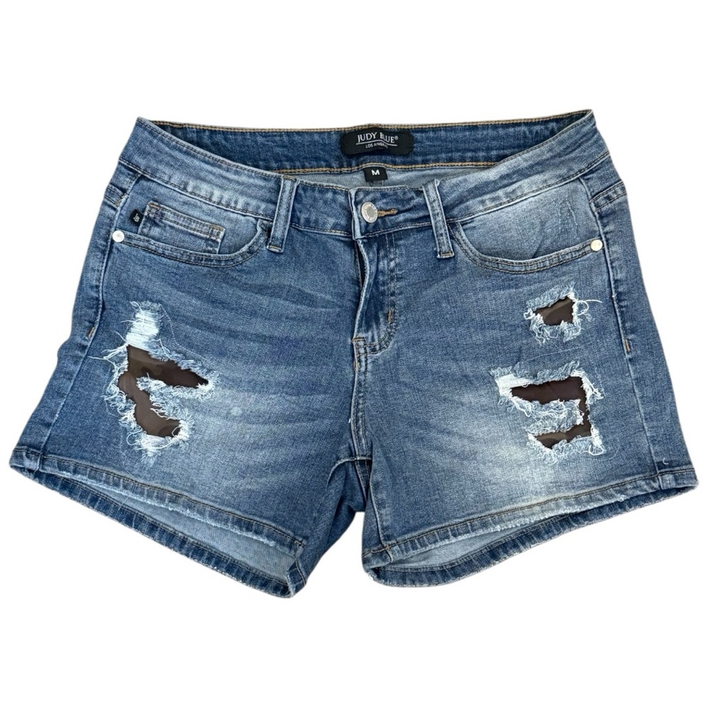 Judy Blue: Peekaboo Camo Print Shorts